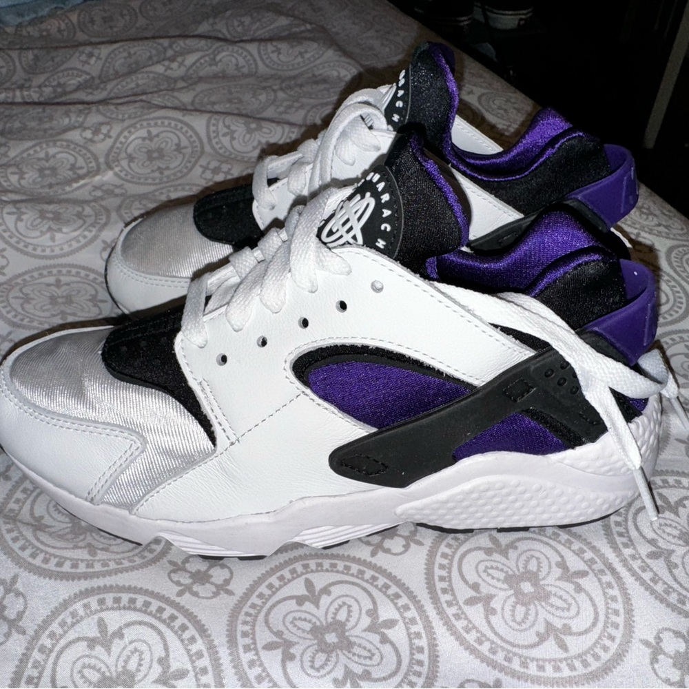 Nike Huarache running shoes Size 7 Men
